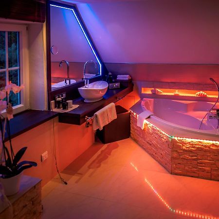 פרוידנשטאדט Gaestezimmer Im Haus Am Wald מראה חיצוני תמונה