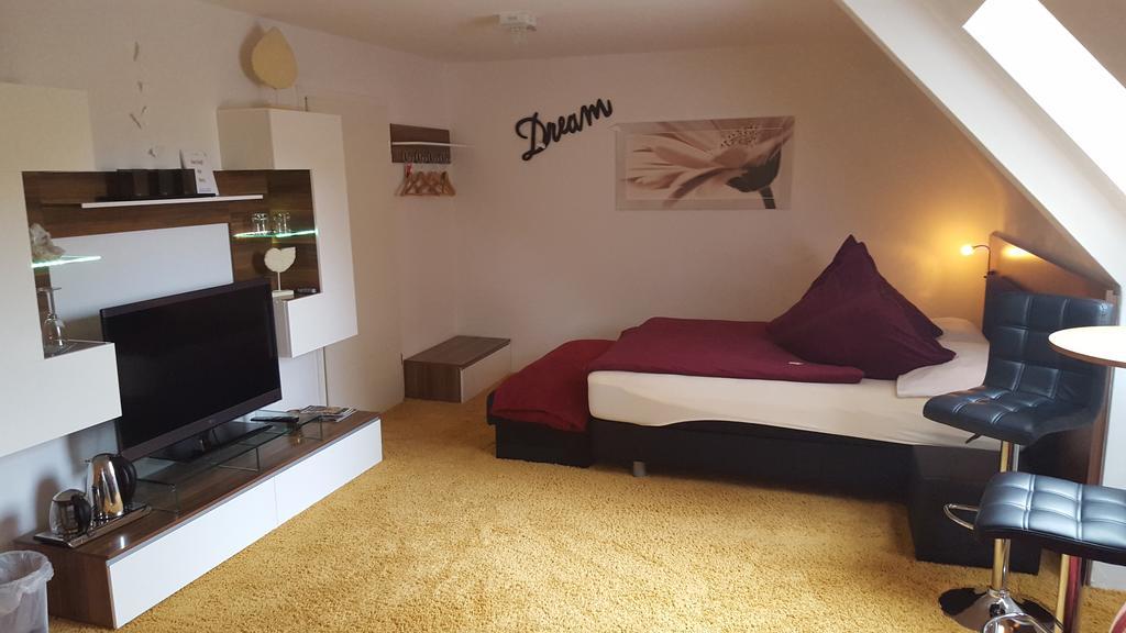 פרוידנשטאדט Gaestezimmer Im Haus Am Wald מראה חיצוני תמונה