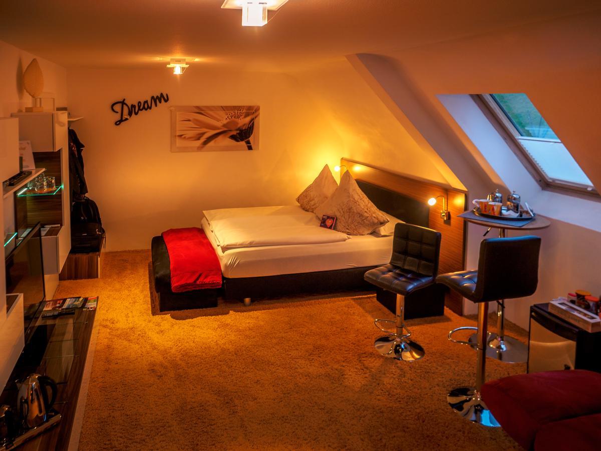 פרוידנשטאדט Gaestezimmer Im Haus Am Wald מראה חיצוני תמונה