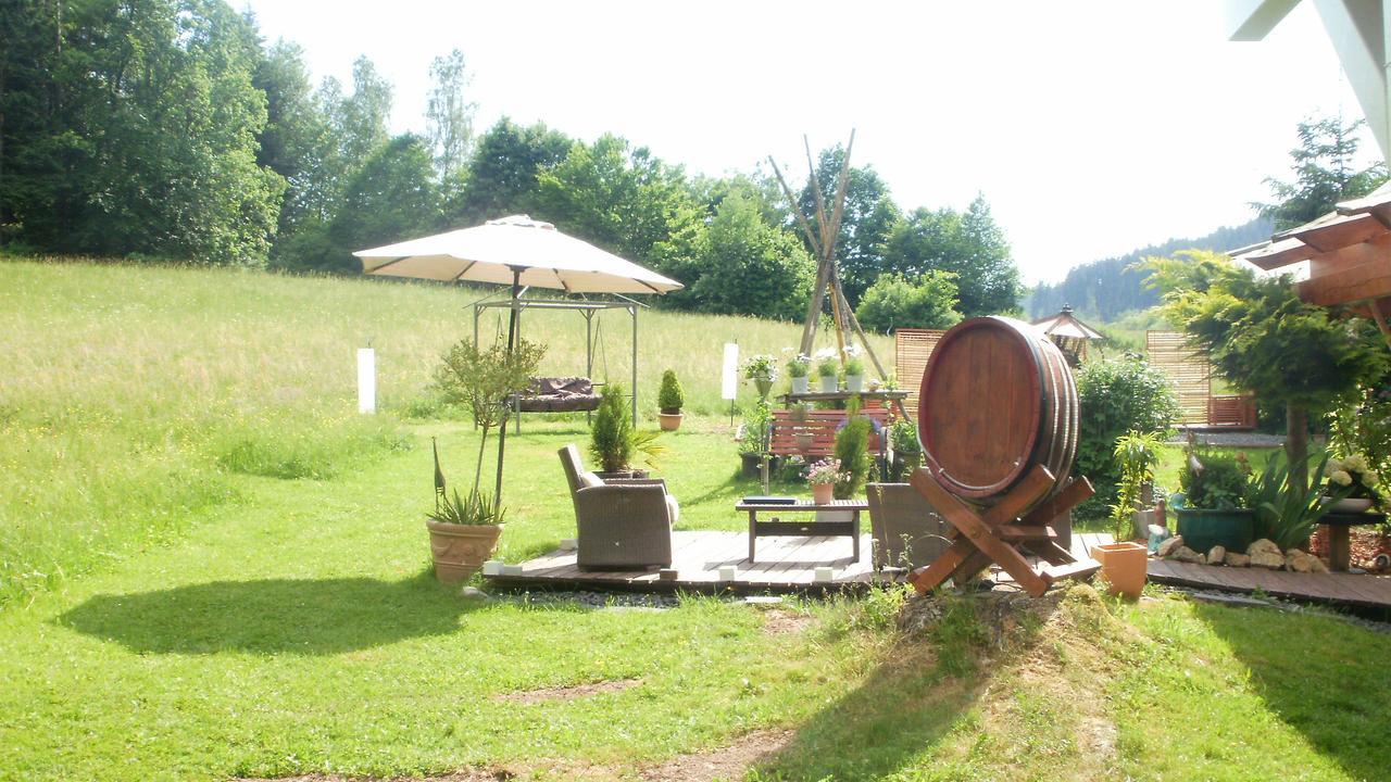 פרוידנשטאדט Gaestezimmer Im Haus Am Wald מראה חיצוני תמונה